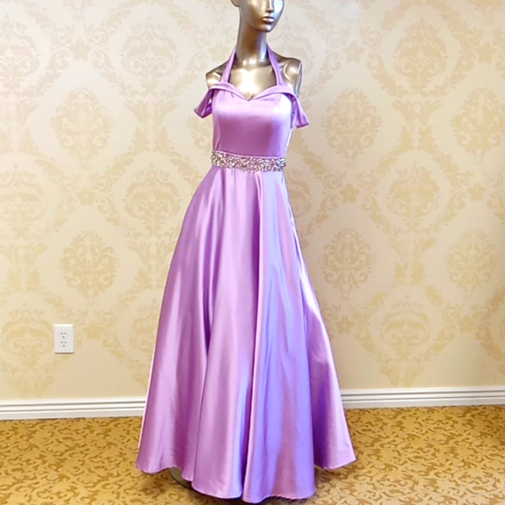 Alyce Paris size 2 prom dress